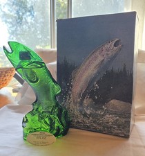 Avon Rainbow Trout Decanter with Tai Winds After Shave, Green Glass Figural Fish Bottle — listing 3
