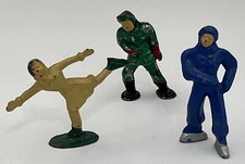 Vintage Hand-Painted Lead Figures - Elderly Couple Seated on Park Bench — listing 6