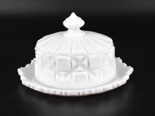 Westmoreland Old Quilt Milk Glass Footed Square Covered Candy Dish with Pointed Finial — listing 3