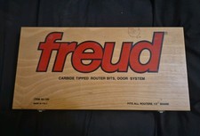 Freud 94-100 Professional Woodworking 5-Piece Router Bit Set (Cabinet/Door Making) in Wood Case — listing 4