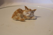 Miniature Resin Sleeping Orange Tabby Kitten Figurine in Green Stocking — listing 2