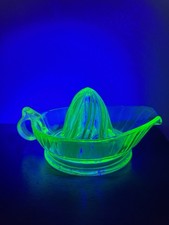 Vintage Green Uranium Glass Reamer Juicer with Handle and Pour Spout — listing 2