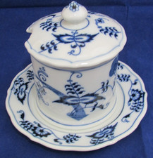 Blue Onion Pattern Porcelain Jam & Jelly Condiment Jars with Lids and Spoons (Pair) — listing 3