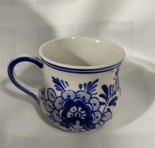Vintage Delft-Style Blue & White Kitchen Set — Coffee Pot, Saucepan/Butter Warmer, Salt & Pepper Shakers, and Tray — listing 4