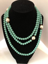 Vintage Green Beaded Necklace with Graduated Glass and Faux Pearl Beads — listing 4