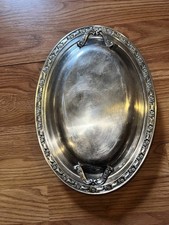 Vintage Silverplate Covered Vegetable Dish / Entrée Server with Pineapple Finial and Turned Wood Handles — listing 2