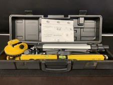 Urban Gorilla Tools (UGT) Self-Leveling Contractor Grade Laser Level Kit with Tripod and Carrying Case — listing 5