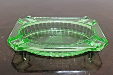Cambridge Glass Uranium Yellow Pedestal Ashtray, 4 inches Tall — listing 2