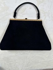 Vintage 1950s-60s Black Leather Frame Handbag with Gold-Tone Clasp — listing 4