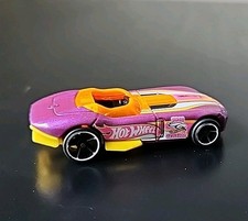 Hot Wheels Rrroadster Compact Kings 5/10 Die-Cast Car, Dark Green/Navy — listing 3