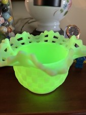 Fenton Custard Satin Glass Open Lace Edge Basket Weave Bowl, 5 inches — listing 3