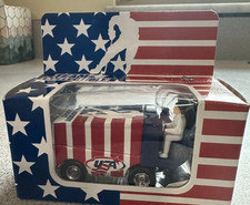 White Rose Collectibles NHL Die-Cast Zamboni Ice Resurfacer Truck Collection (Multiple Teams) — listing 3
