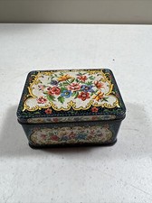Vintage Marquetry-Style Decorative Oval Tin Box with Mosaic Inlay Pattern — listing 4