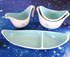 Taylor Smith & Taylor "Ever Yours" Boutonniere Dinner Plate, Blue Cornflower Pattern — listing 5