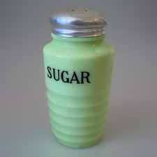 Vintage Jadeite Ribbed Beehive Salt/Spice Shaker Jar, 4 inches tall (No Lid) — listing 2