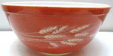 Vintage Pyrex Casserole Dish Lot - Autumn Harvest Wheat & Butterfly Gold — listing 4
