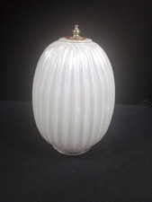 Vintage Hollywood Regency Table Lamp with Cream Glass Rose-Painted Font and Ornate Cast Metal Base — listing 3