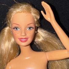 Barbie T.M.X. Tickle Me Elmo 10th Anniversary Doll - Sesame Street Collector Barbie — listing 6