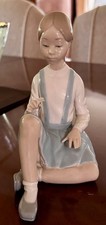 Lladró-Style Porcelain Figurine of Girl Lying Down Daydreaming on Wooden Base NAO by Lladró mark — listing 5