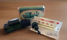 Avon 1876 Centennial Express Green Glass Locomotive Wild Country After Shave Decanter — listing 4