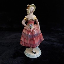 Vintage Porcelain Figurine of an 18th-Century Lady in Pink Dress with Basket of Flowers No mark at all — listing 3