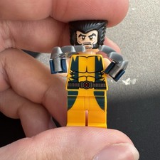 LEGO Marvel Super Heroes Wolverine Minifigure (Yellow/Brown Costume) — listing 5