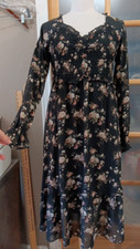 Love Olive Co Floral Tiered Long-Sleeve Boho Midi Dress, Size M/L