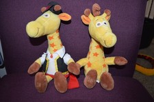 Geoffrey giraffe plush Geoffrey Around the World Canadian Mountie Plush Giraffe — listing 3