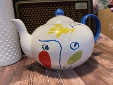 Picasso Living 'The Washerwoman 1962' Masterpiece Editions Teapot — listing 3