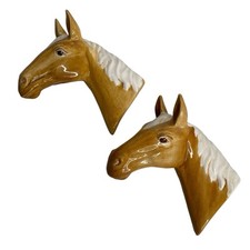 Vintage Ceramic Three Horse Heads Wall Plaque, Chalkware/Ceramic Airbrushed Equestrian Wall Art — listing 2
