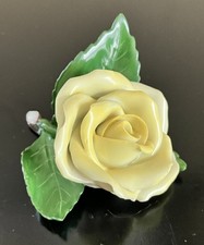 Herend Porcelain Yellow Rose Figurine on Leaves, 3 inch — listing 6