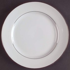 Mikasa Fine China 'Citation' 5428 White Dinner Plate with Platinum Trim — listing 6