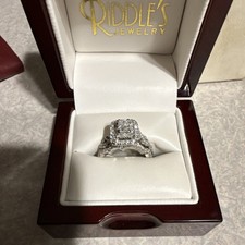 Riddle's Jewelry Diamond Solitaire Engagement Ring with Pavé-Set Shoulders