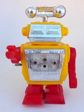 Vintage Wind-Up Walking Space Robot, Cream Plastic with Litho Chest Panel, Made in Hong Kong — listing 2