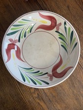 Pair of Vintage 1940s Floral Serving Platters with Gold Filigree Trim — listing 4