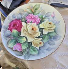 Porcelain Plate with Yellow and Gold Sunburst Floral Border — listing 3