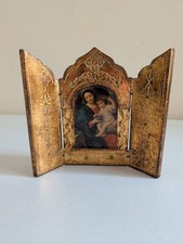 Antique 18K Yellow Gold Madonna and Child Religious Medal Pendant — listing 2