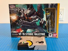 Bandai Macross VF-1S Strike Valkyrie 1/55 Scale Hi-Metal Perfect Detailed S-Heavy Version