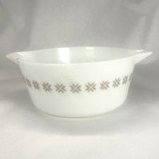 Vintage Pyrex Town & Country 475-B 2.5 Qt Cinderella Casserole with Lid — listing 6