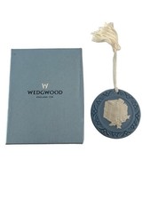Wedgwood Jasperware Christmas Ornament 'Dressing The Tree' Blue Ball Decoration — listing 3