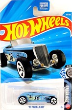 Hot Wheels Blue Race Car with Yellow/Red Flames and Hot Wheels Logo Tampo