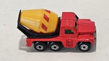 Matchbox Superfast No. 19 Cement Truck, Red Cab with Yellow Barrel — listing 2