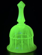 Fenton Custard Uranium Glass Bell with Daisy & Button Pattern, 6 inches — listing 2