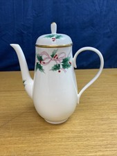 Mikasa 'Ribbon Holly' Fine China Serving Set with Gold Handle Tidbit Tray