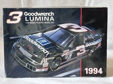 Dale Earnhardt #3 GM Goodwrench Chevrolet Lumina NASCAR Coin Bank — listing 4