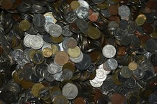 Estate Lot of Mixed World Coins, US Tokens & Commemorative Medals (Auction Lots 24-13 & 24-14) — listing 2