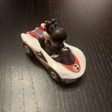 Hot Wheels Mario Kart Yoshi Mach 8 Die-Cast Vehicle — listing 5