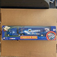 Winner's Circle Dale Earnhardt Jr #8 Oreo/Ritz 1:64 Trailer Rig — listing 3