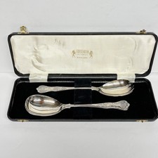Vintage Ornate Silver-Plated Salad Serving Set (Pierced Spoon & Fork) with Figural Cherub and Grapevine Detail in Original Box — listing 5