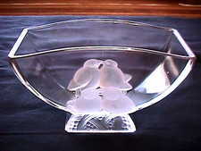 Verlys Art Deco Lovebirds / Doves Frosted Crystal Fan Vase — listing 3